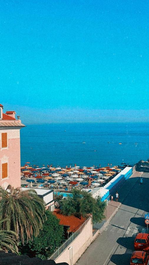 Hotel Aurora Varazze Exterior foto